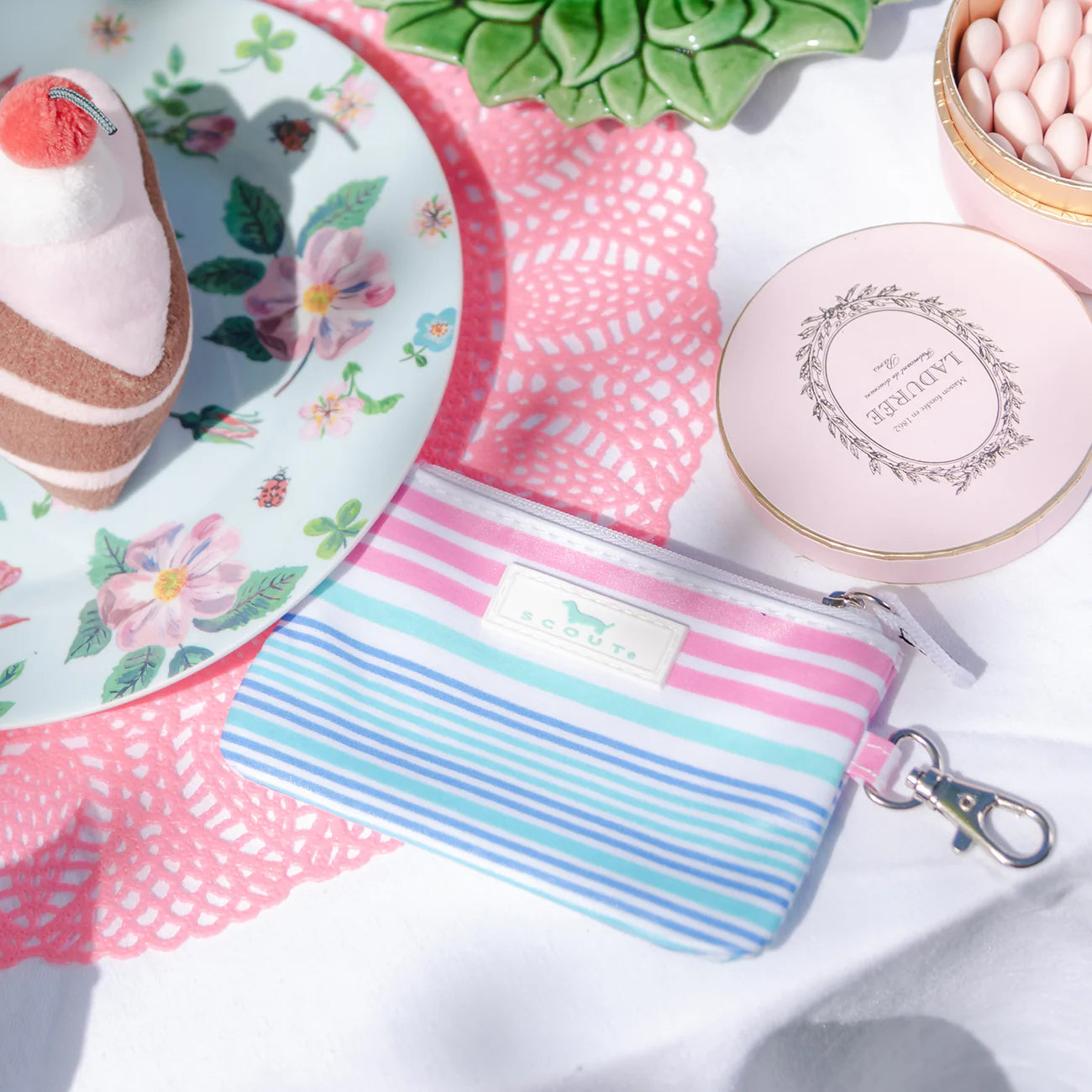 Id Kase - Pool Mccartney