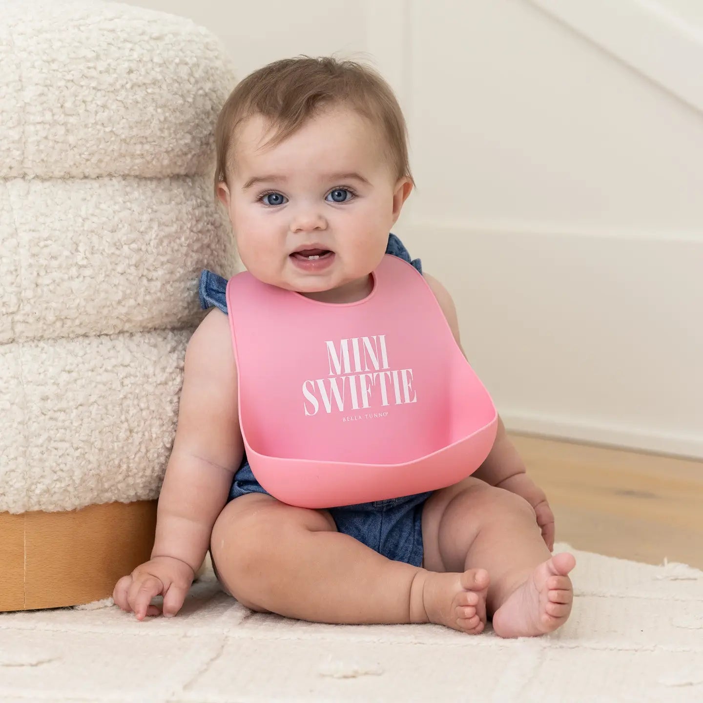Bib - Mini Swiftie