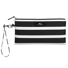 Load image into Gallery viewer, Kate Wristlet - Fleetwood Black