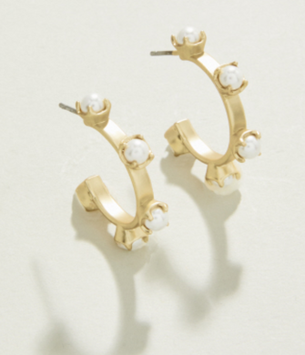 Stand Out Midi Hoop Pearl Earrings