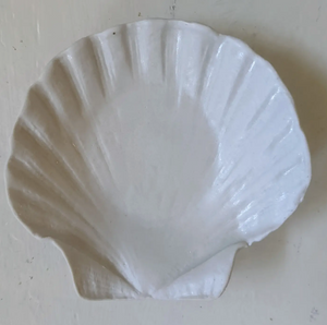 White Clay Scallop Shell Dishes