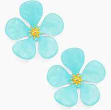 Load image into Gallery viewer, Resin Flower Earring