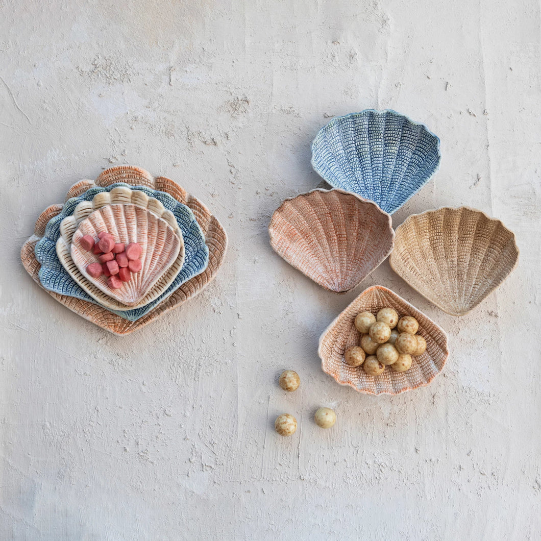 Shell Dishes - Set of 4