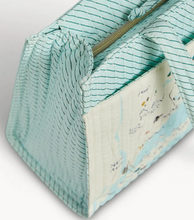 Load image into Gallery viewer, Northeast Harbors Quilted Zip Tote