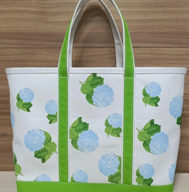 Canvas Tote - Hydrangea